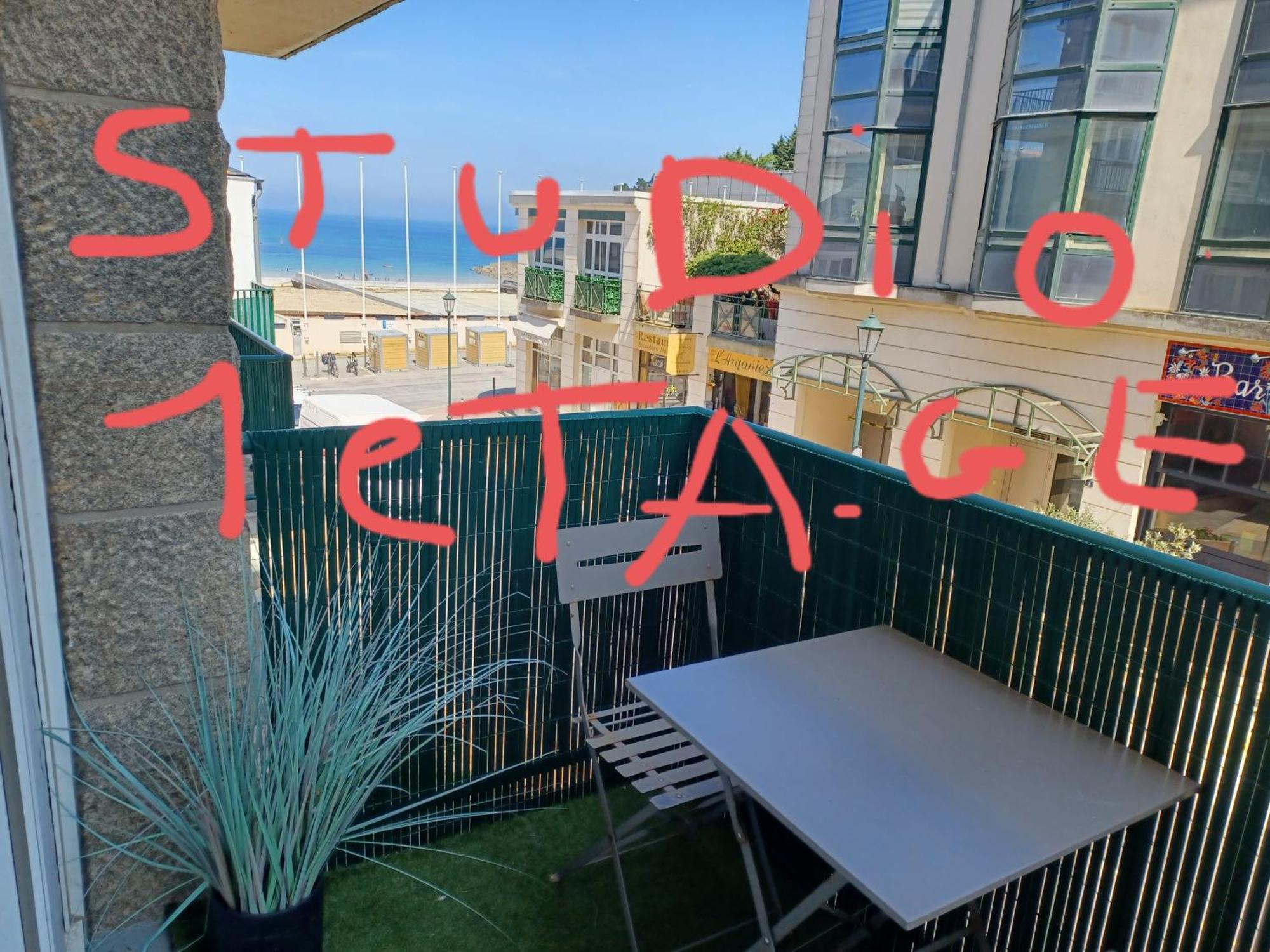 Les Studios Vue Mer Le Matlo ディナール エクステリア 写真